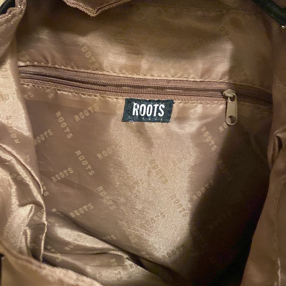NWT ROOTS Nylon Drawstring Closure Backpack - Picture 4 of 9